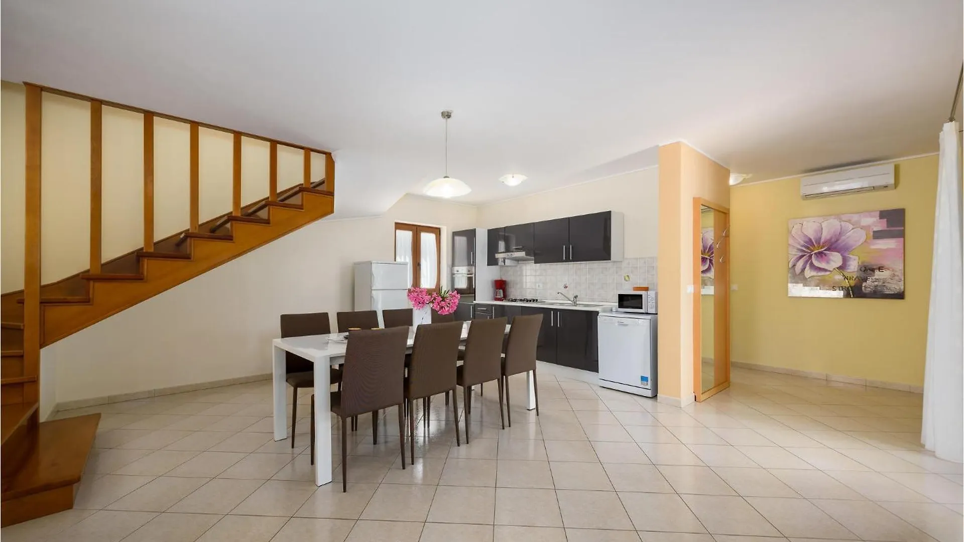 Lovely Home In Kmacici With Kitchen Kucici Kroatien